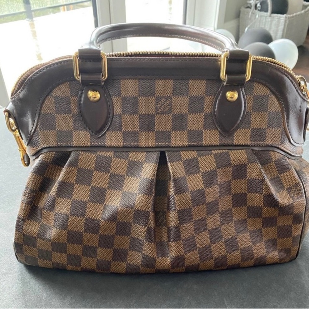 Louis Vuitton Trevi Pm
